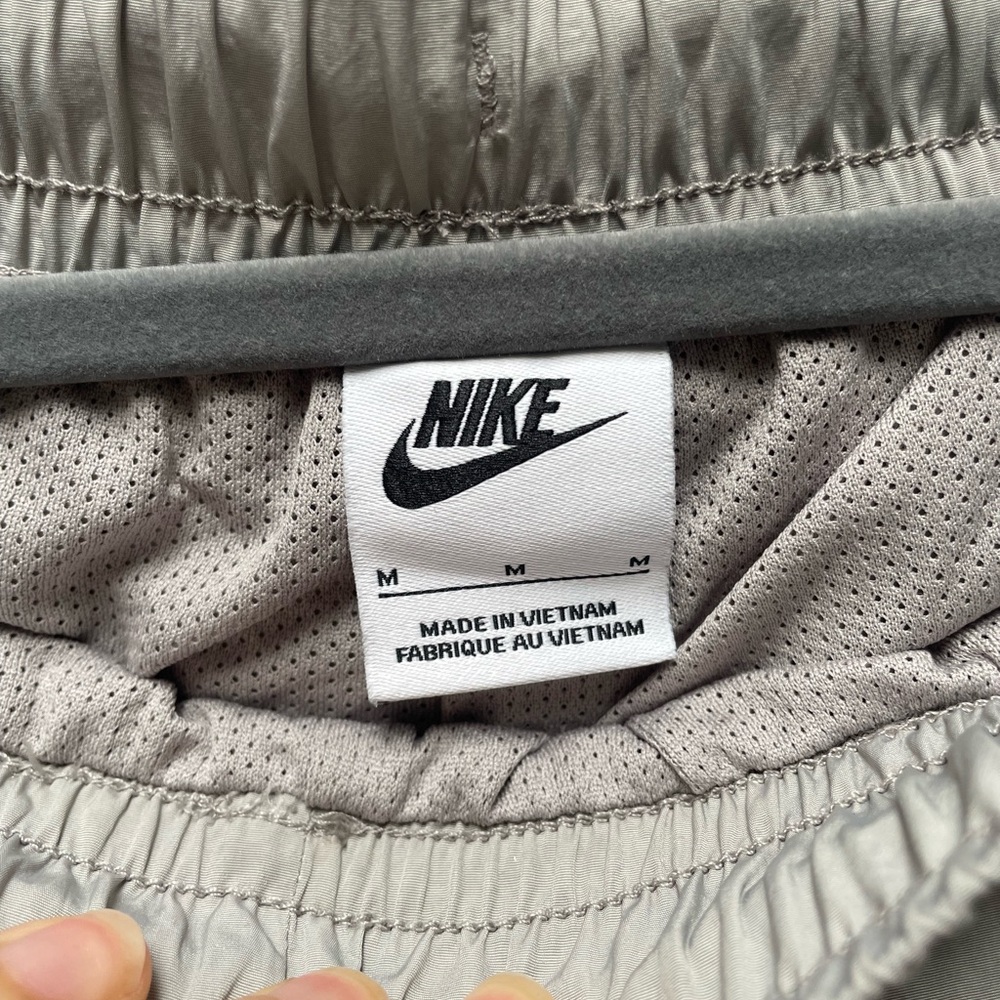 Nike Sportswear Tech Essentials Men's Lined Commuter Pants, Medium - Picture 4 of 9